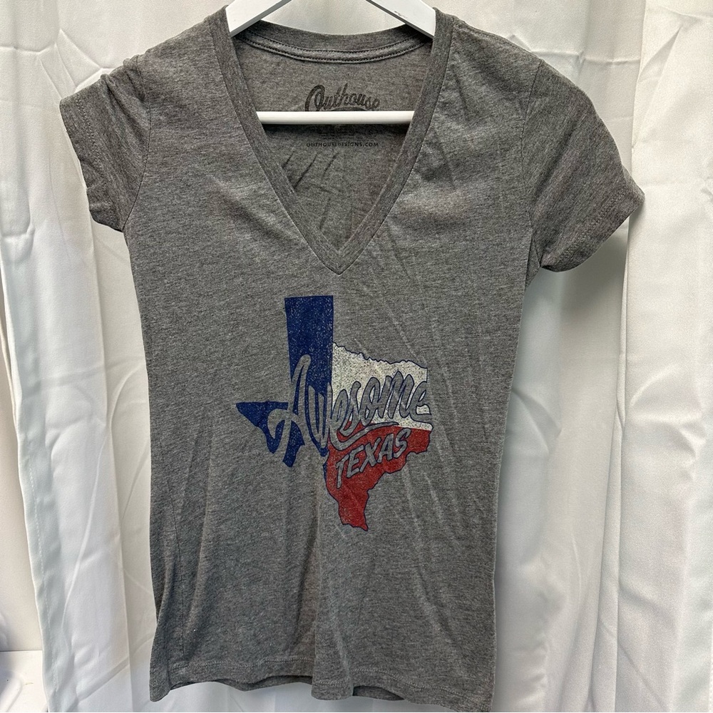 Gray Texas Graphic V-Neck Tee